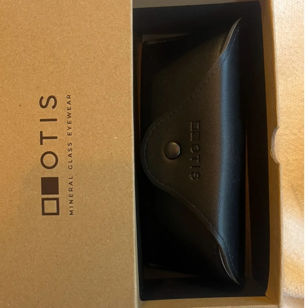 OTIS Eyewear otis eyewear